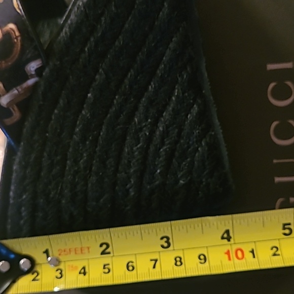 Authentic Gucci shoes - Picture 10 of 11